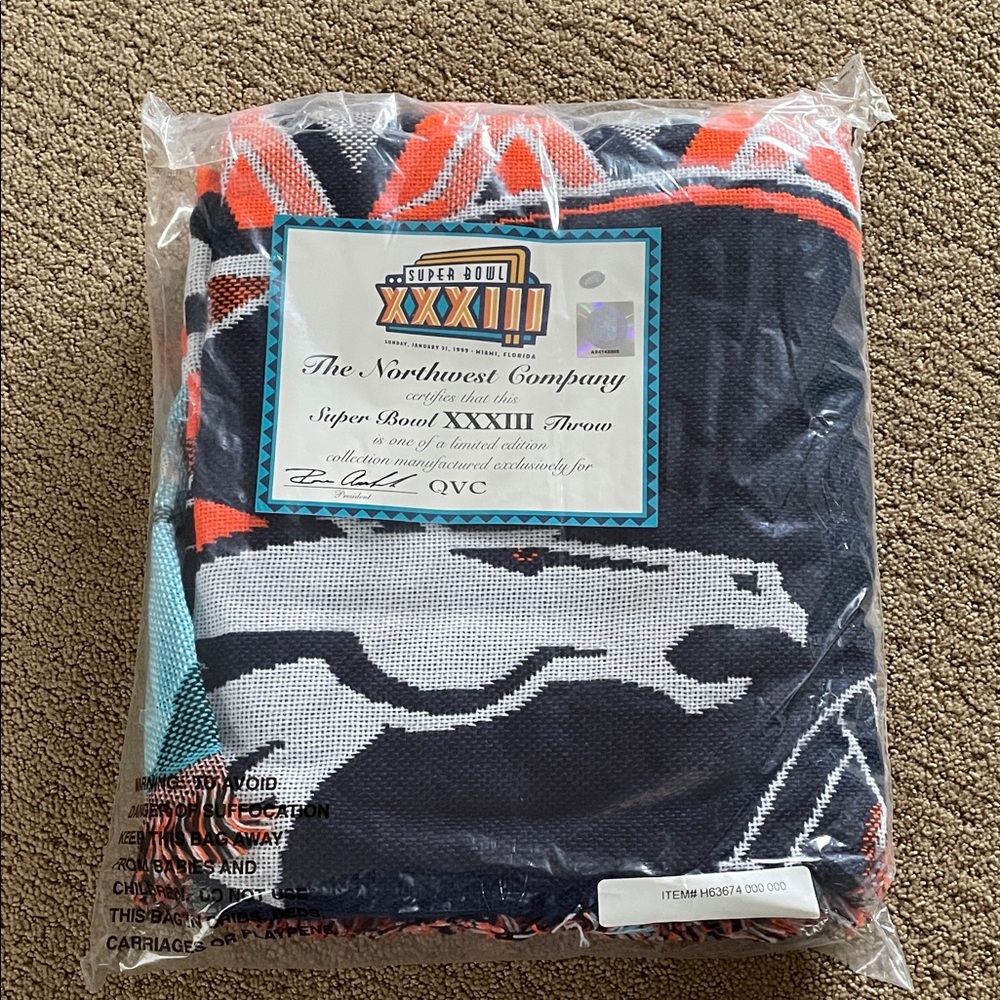 Super Bowl XXXIII Denver Broncos Throw Blanket - Picture 2 of 4